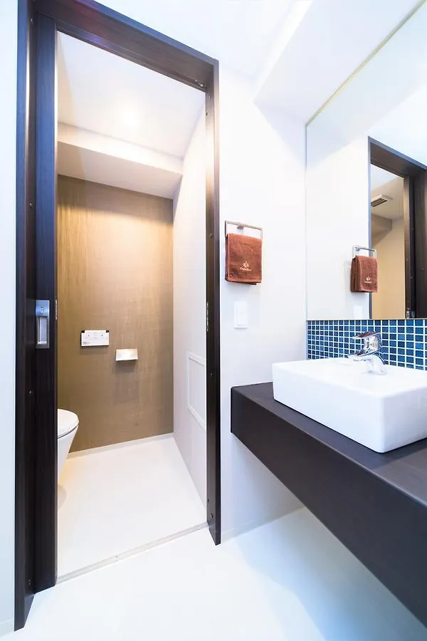 Shinsaibashi Crystal Hotel Ōsaka